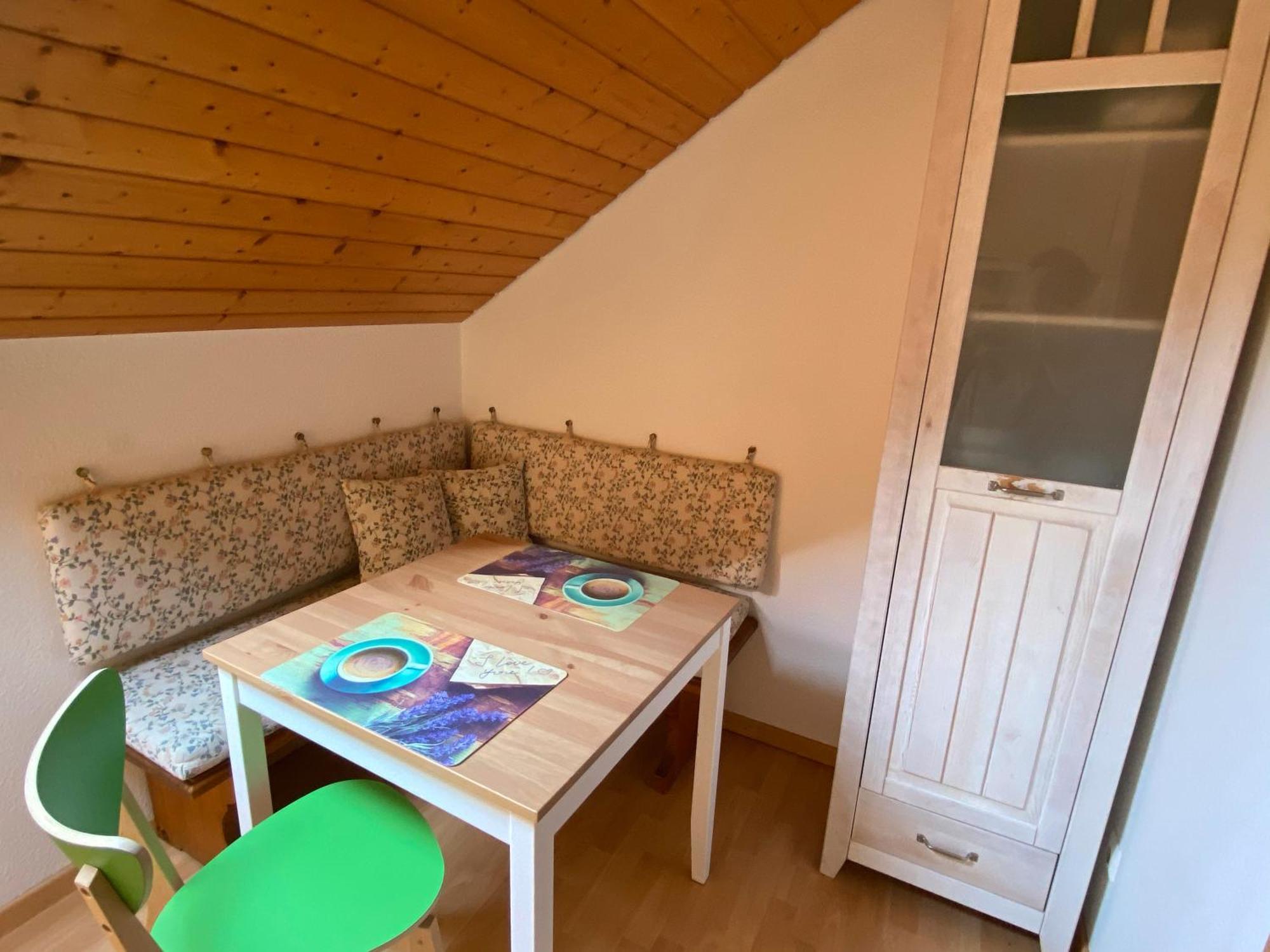 Haus Am Sonnenhuegel Apartment Bad Urach Ngoại thất bức ảnh