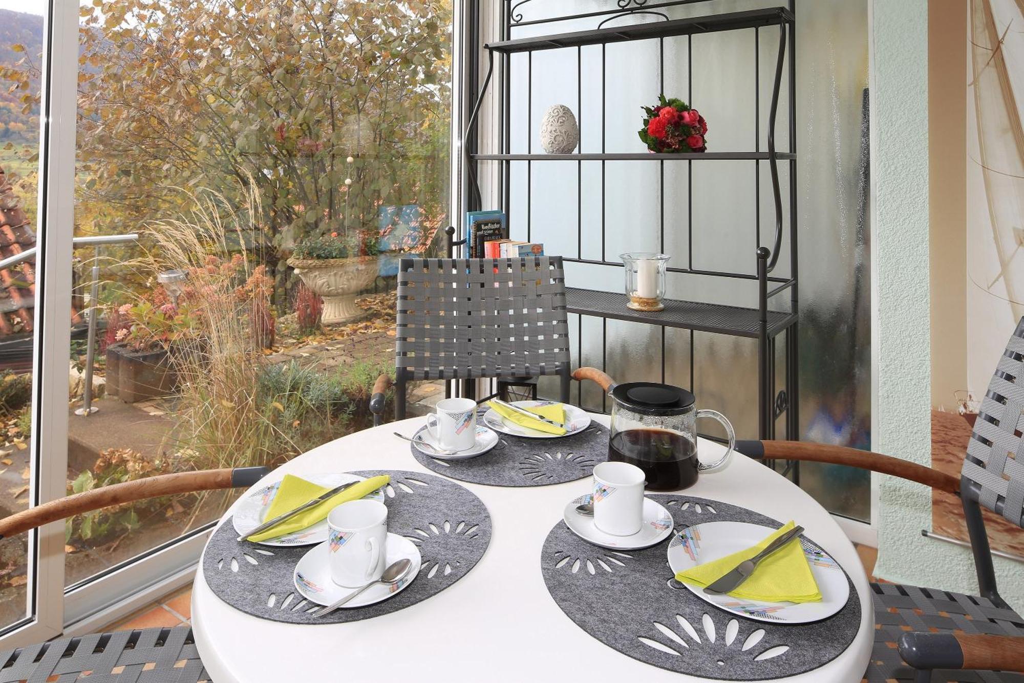 Haus Am Sonnenhuegel Apartment Bad Urach Ngoại thất bức ảnh