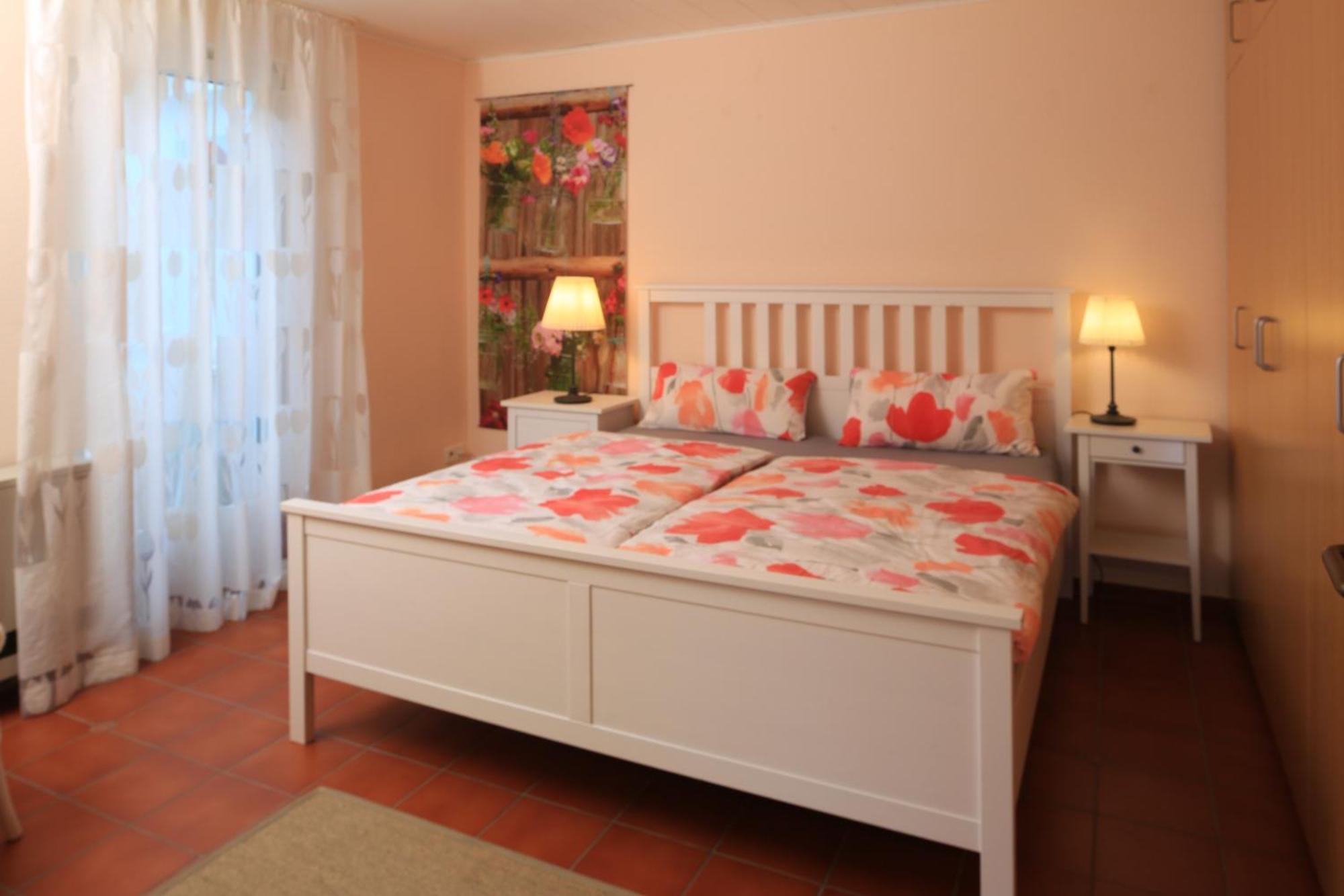 Haus Am Sonnenhuegel Apartment Bad Urach Ngoại thất bức ảnh